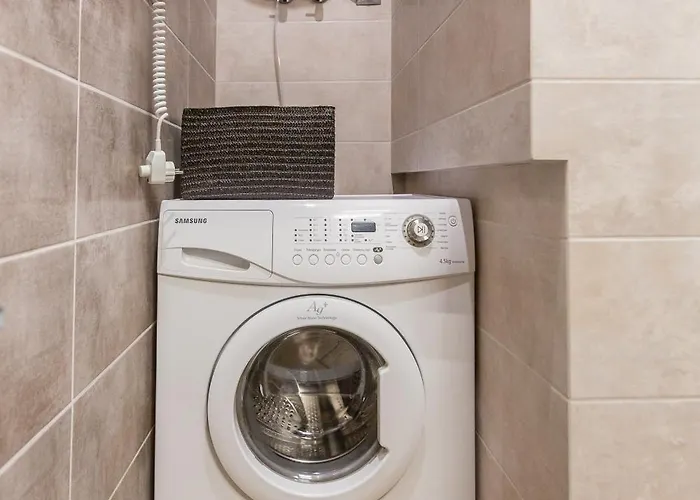 شقة нова студія біля ж/д вокзалу на вул. городоцькій إلفيف