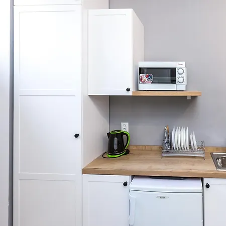 нова студія біля ж/д вокзалу на вул. городоцькій Львов